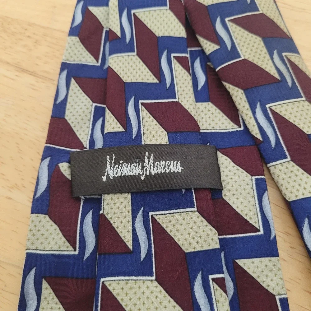 Neiman Marcus neiman marcus